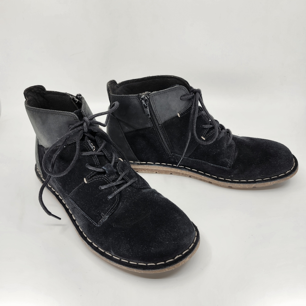 Clarks Black Suede Ankle Boots Leather Trim, Lace Front with Side Zip Size 7 1/2 - Picture 4 of 9